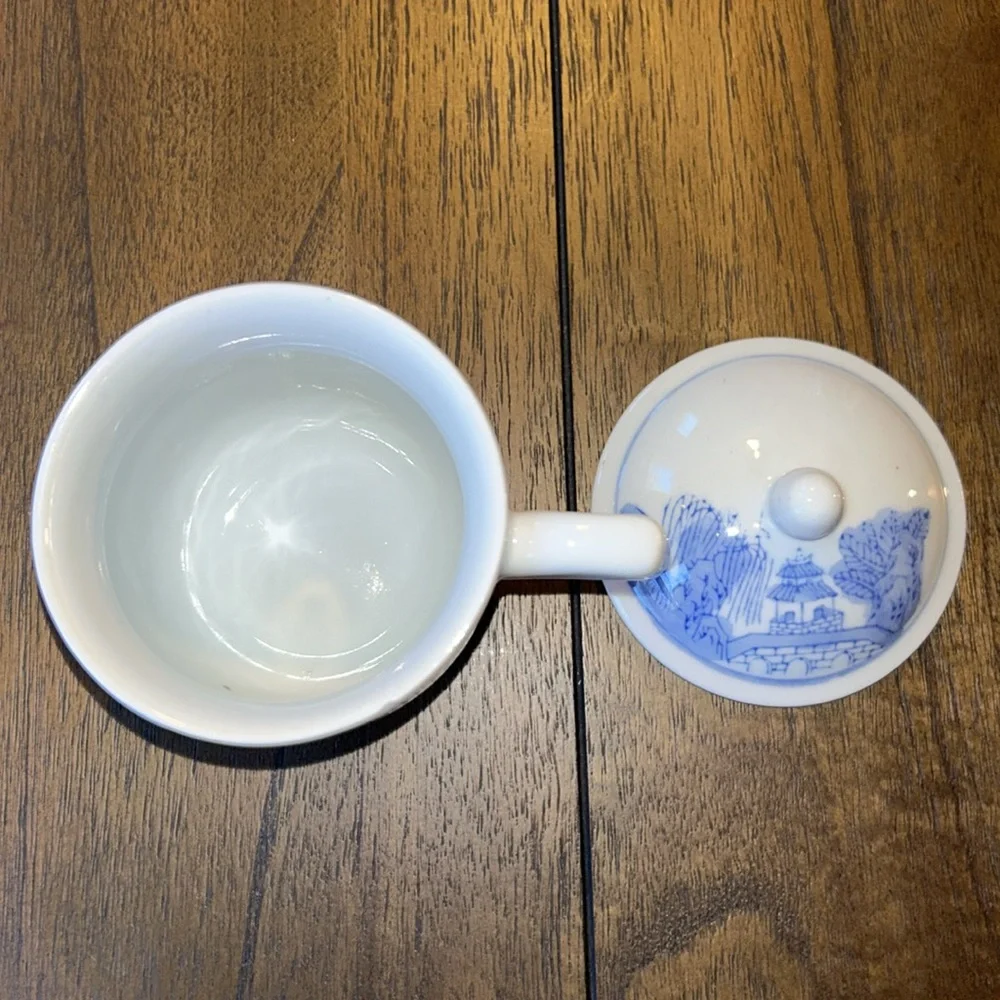 Vintage Pier 1 Chinoiserie Lidded Tea Cup